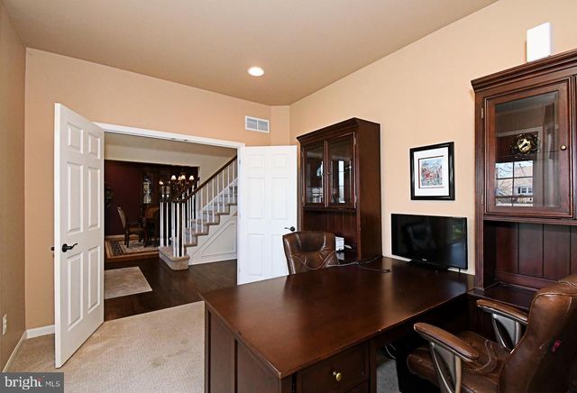 615 GLEN MEADOW RD, Richboro, PA 18954