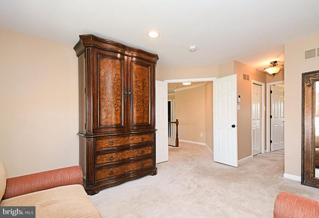 615 GLEN MEADOW RD, Richboro, PA 18954