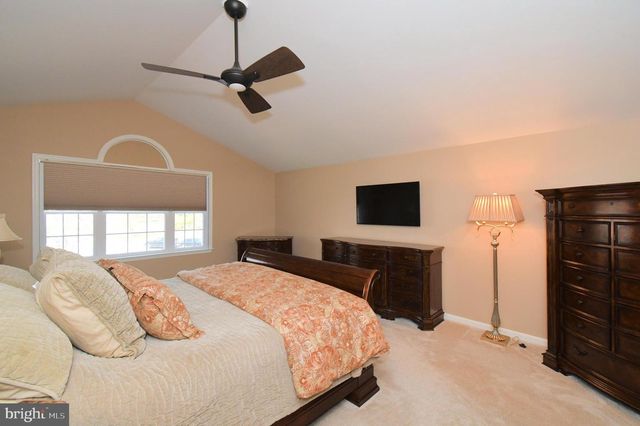 615 GLEN MEADOW RD, Richboro, PA 18954