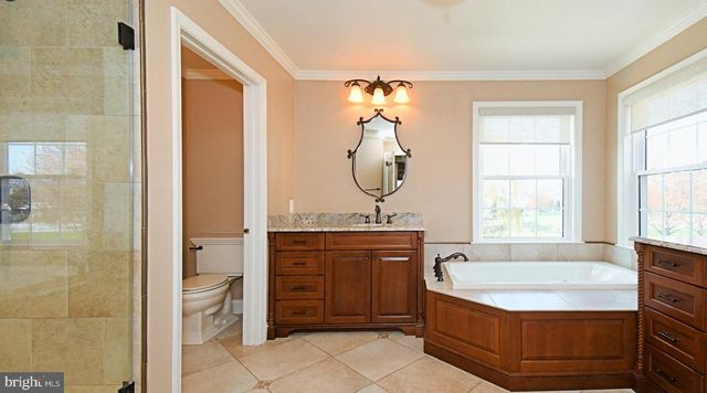 615 GLEN MEADOW RD, Richboro, PA 18954