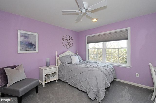 615 GLEN MEADOW RD, Richboro, PA 18954