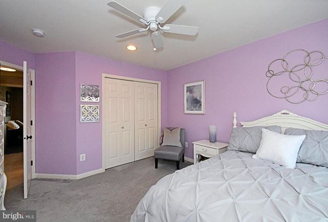 615 GLEN MEADOW RD, Richboro, PA 18954