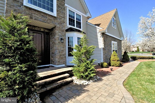 615 GLEN MEADOW RD, Richboro, PA 18954