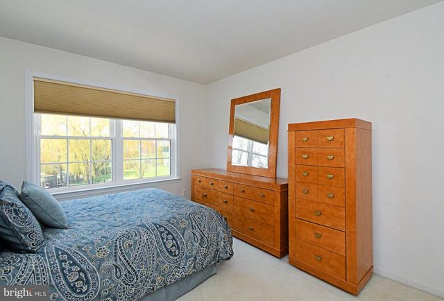 615 GLEN MEADOW RD, Richboro, PA 18954
