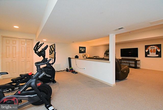 615 GLEN MEADOW RD, Richboro, PA 18954