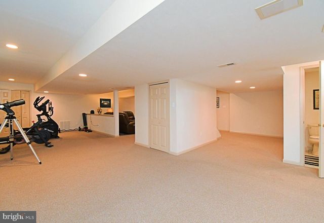 615 GLEN MEADOW RD, Richboro, PA 18954