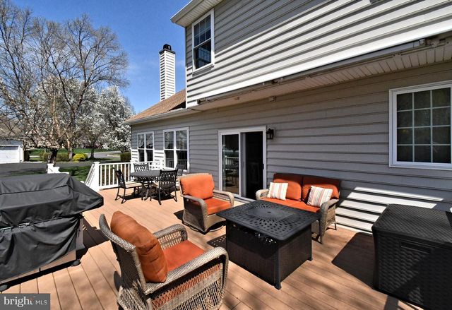 615 GLEN MEADOW RD, Richboro, PA 18954