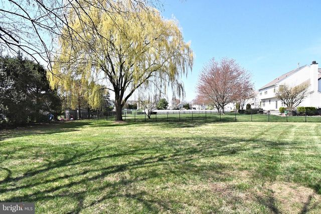 615 GLEN MEADOW RD, Richboro, PA 18954