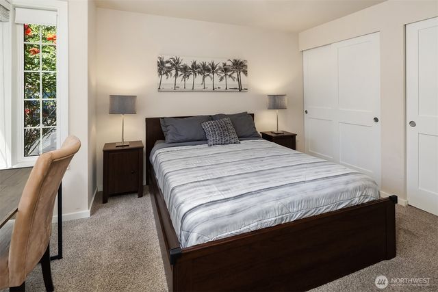 10262 NE 129th Lane, Kirkland, WA 98034