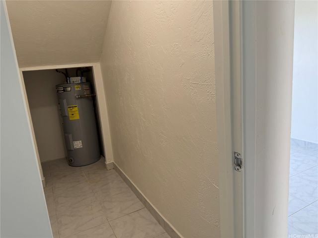 98-376 Kaonohi Street 12404, Aiea, HI 96701
