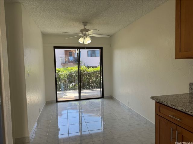 98-376 Kaonohi Street 12404, Aiea, HI 96701