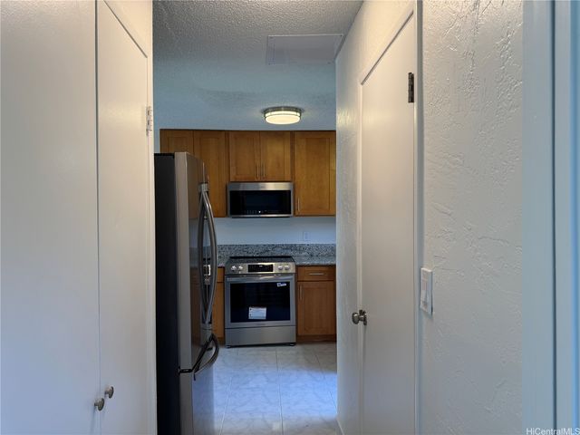 98-376 Kaonohi Street 12404, Aiea, HI 96701