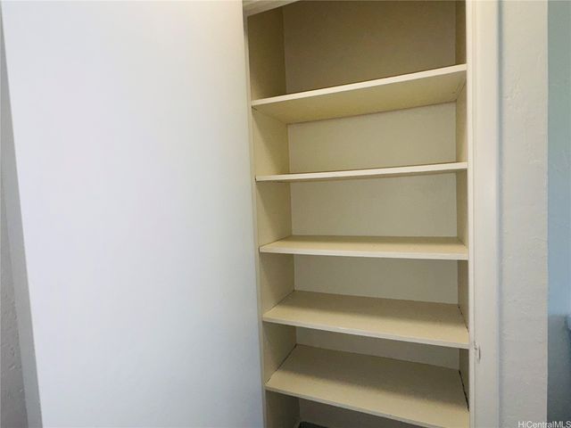 98-376 Kaonohi Street 12404, Aiea, HI 96701