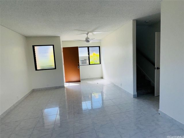 98-376 Kaonohi Street 12404, Aiea, HI 96701