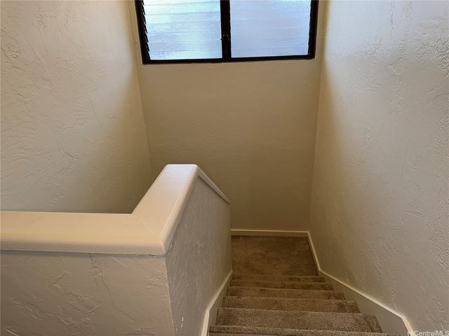 98-376 Kaonohi Street 12404, Aiea, HI 96701