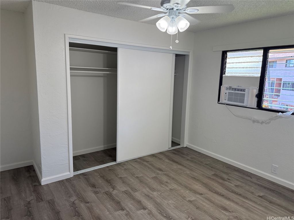 98-376 Kaonohi Street 12404, Aiea, HI 96701