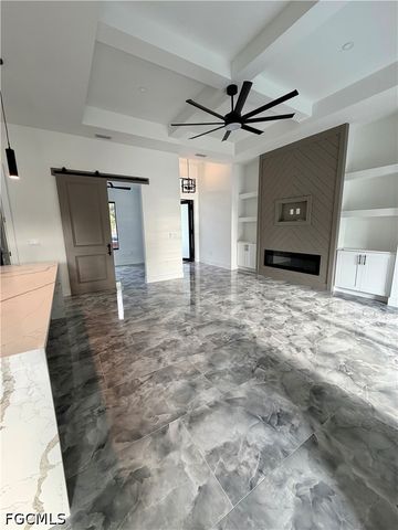 490 Christopher CT, Labelle, FL 33935