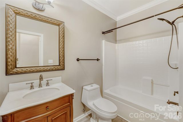 5365 Cambridge Bay Drive, Charlotte, NC 28269