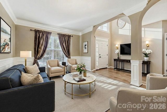 5365 Cambridge Bay Drive, Charlotte, NC 28269