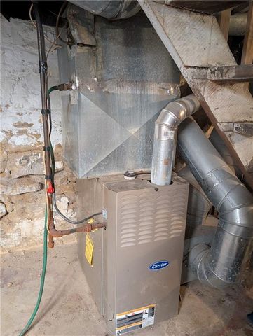 610 S 4th Street, Atchison, KS 66002