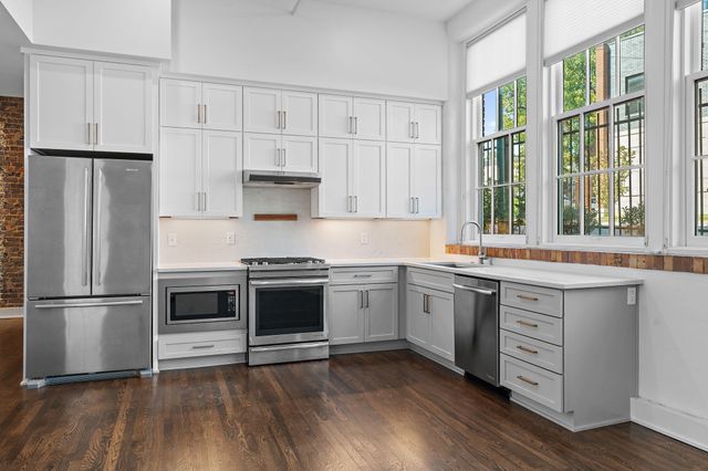601 Madison St Apt 102, Nashville, TN 37208