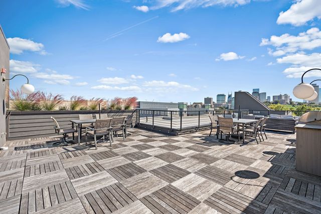 601 Madison St Apt 102, Nashville, TN 37208
