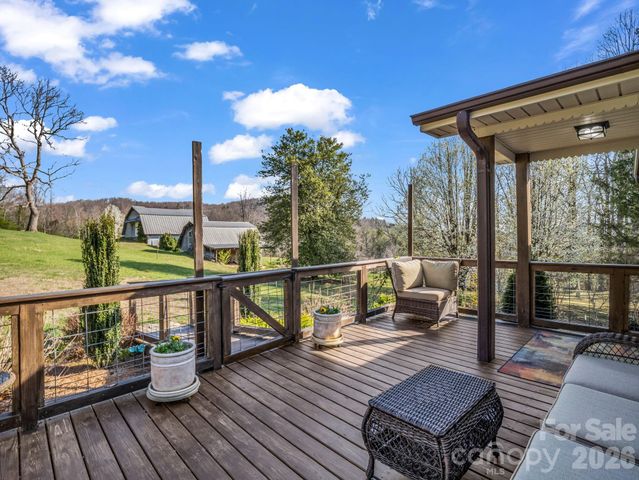 45 Capricorn Lane, Zirconia, NC 28790