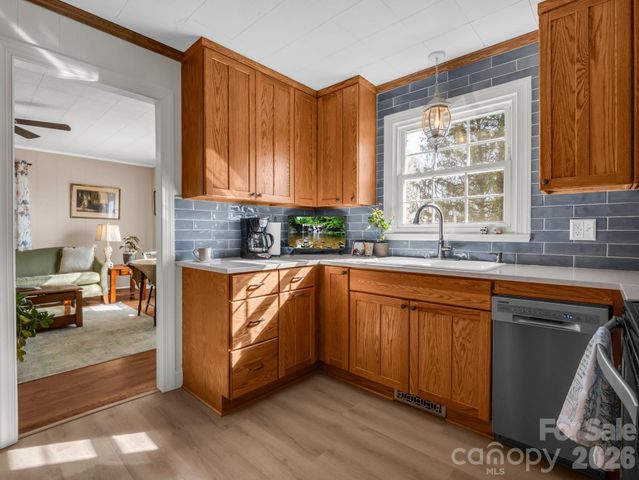 45 Capricorn Lane, Zirconia, NC 28790