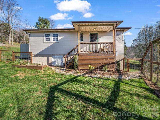 45 Capricorn Lane, Zirconia, NC 28790