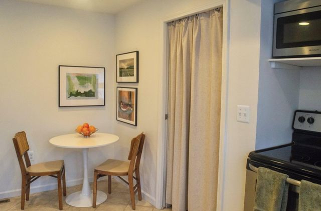 3155 La Salle Drive, Ann Arbor, MI 48108