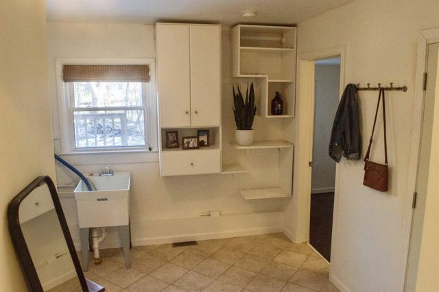 3155 La Salle Drive, Ann Arbor, MI 48108