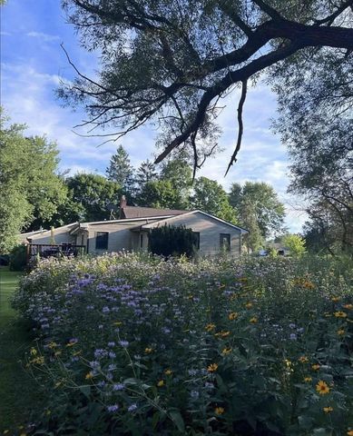 3155 La Salle Drive, Ann Arbor, MI 48108