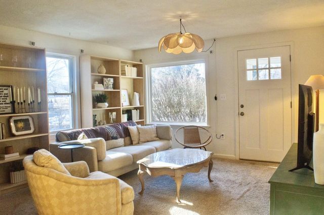 3155 La Salle Drive, Ann Arbor, MI 48108