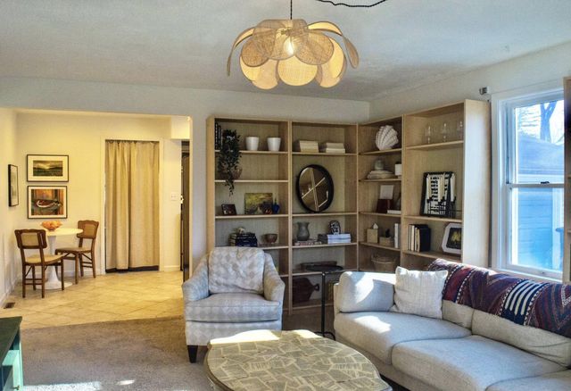 3155 La Salle Drive, Ann Arbor, MI 48108