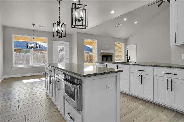 3919 NE Shenandoah Dr, Lawton, OK 73507