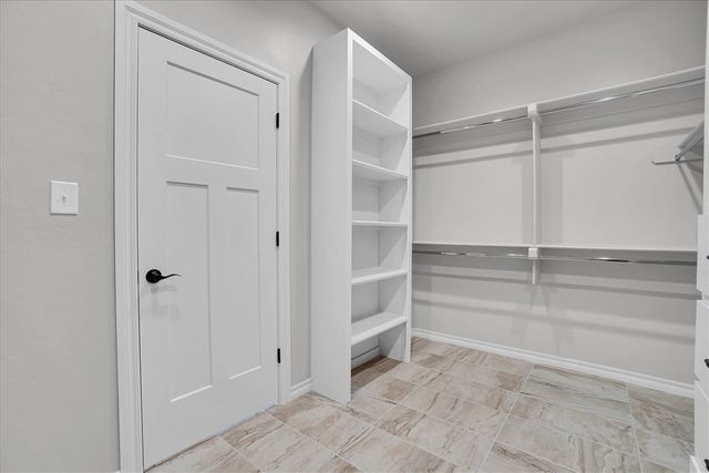 3919 NE Shenandoah Dr, Lawton, OK 73507