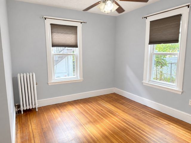 23 Oakland St. 23, Watertown, MA 02472