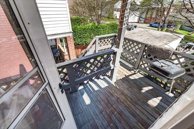 228 S LOCUST, Hagerstown, MD 21740