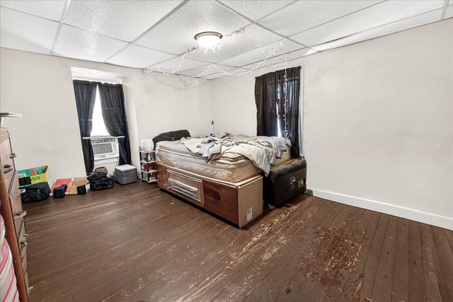 228 S LOCUST, Hagerstown, MD 21740