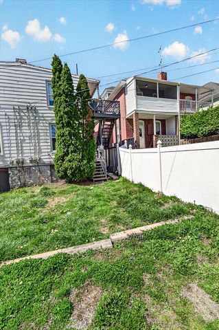 228 S LOCUST, Hagerstown, MD 21740