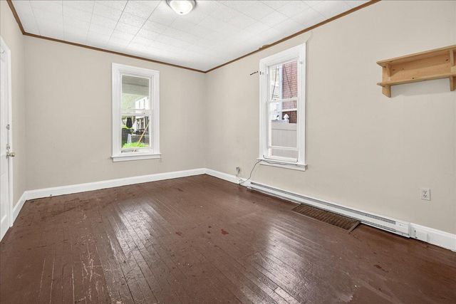 228 S LOCUST, Hagerstown, MD 21740
