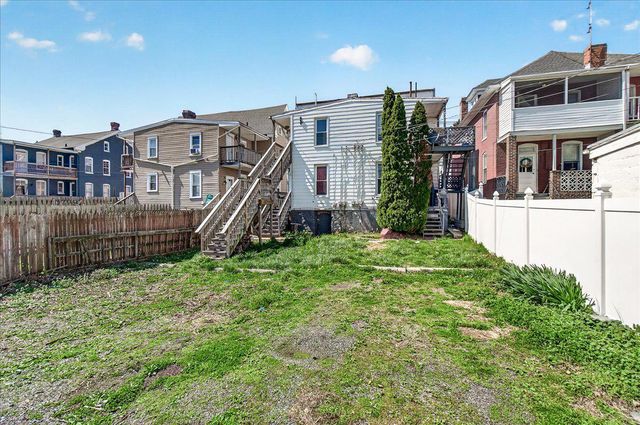 228 S LOCUST, Hagerstown, MD 21740