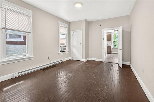 228 S LOCUST, Hagerstown, MD 21740