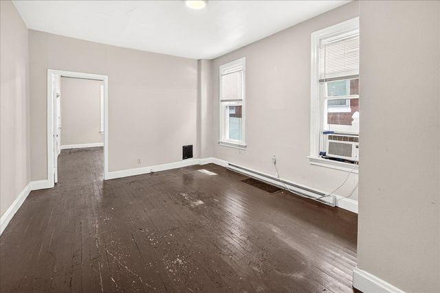 228 S LOCUST, Hagerstown, MD 21740