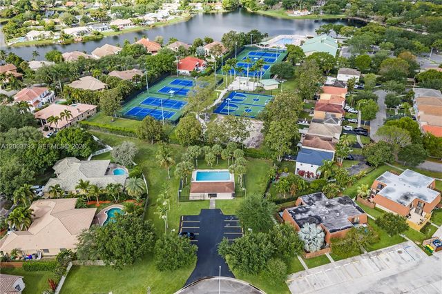 4089 Forest Hill Dr, Cooper City, FL 33026