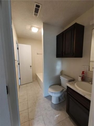 1909 Sycamore Place A, Springdale, AR 72762