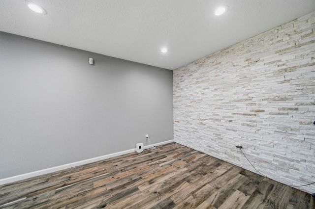 2819 Heritage Colony Drive, Webster, TX 77598