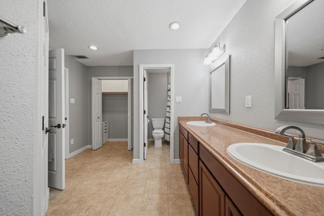 2819 Heritage Colony Drive, Webster, TX 77598