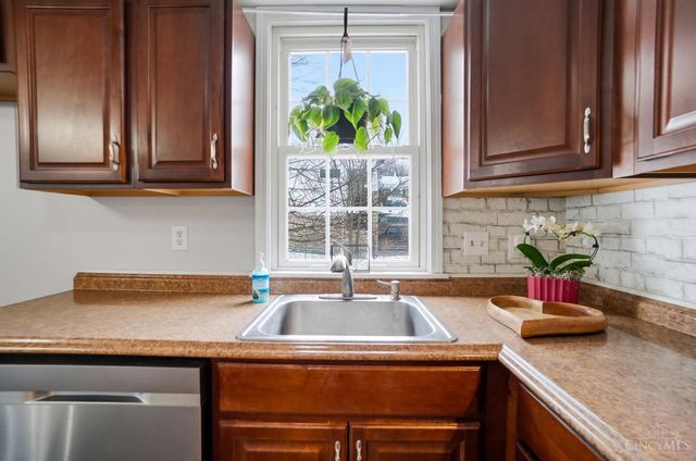 100 Broadway, Loveland, OH 45140