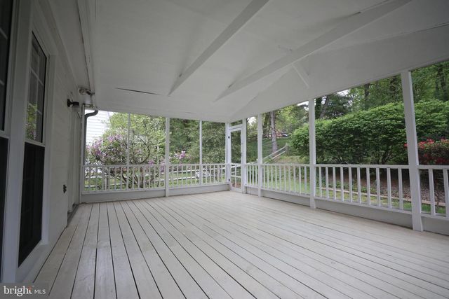 10052 COLEBROOK AVE, Potomac, MD 20854